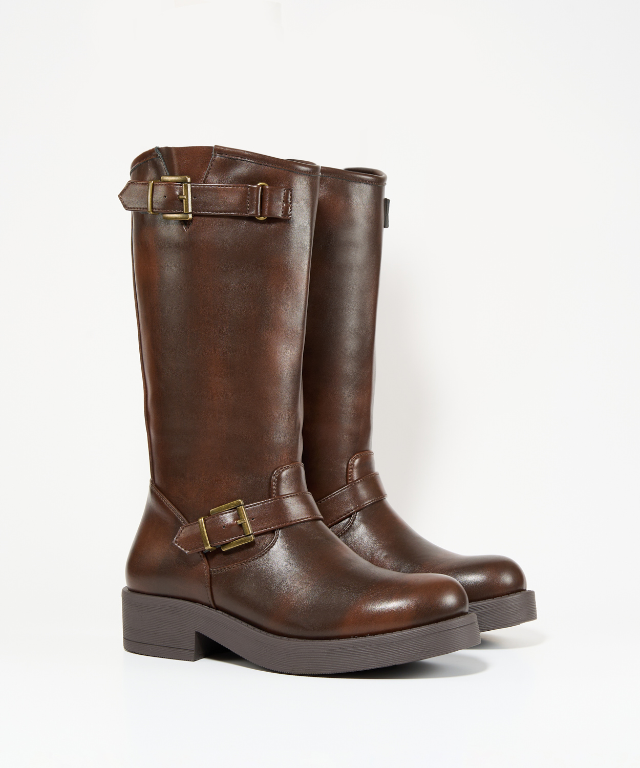 Bota plana biker hebillas